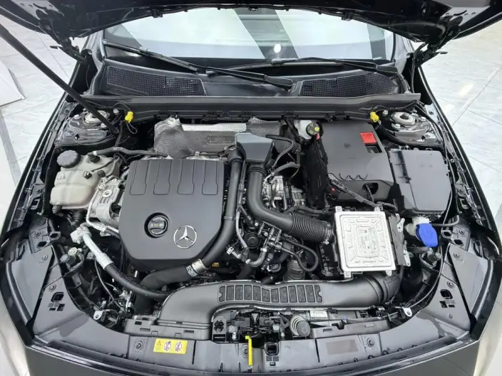 Mercedes-Benz A-class 2022 Model Facelift A 180 L Sports sedan – фото 8