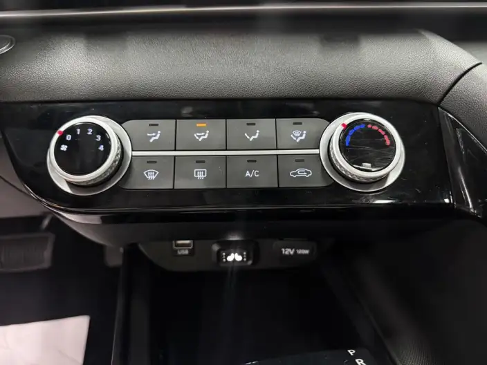 Hyundai Ioniq 2022 Model 1.5L CVT GLX Elite Edition – фото 9