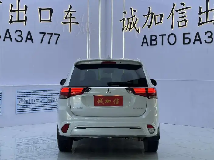Mitsubishi Outlander 2021 Model Facelift 2.0L 2WD Smooth Ride Edition 5 seat – фото 5