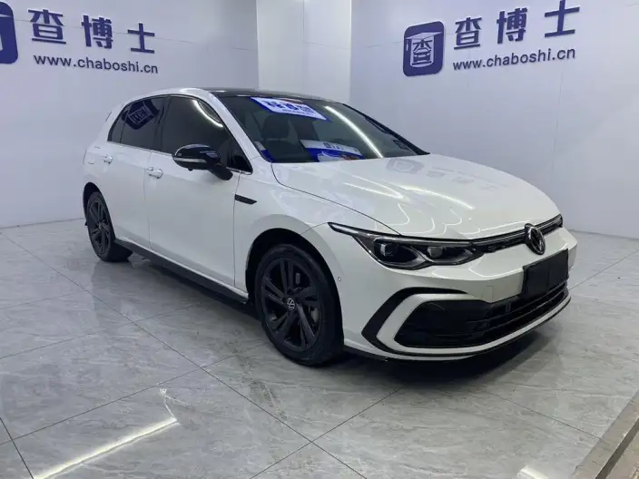 Volkswagen Golf 2021 Model 280TSI DSG R-Line – фото 3