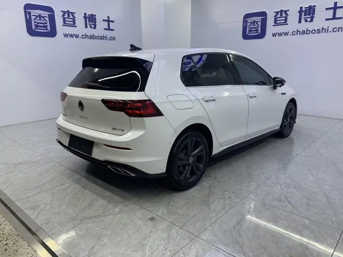 Volkswagen Golf 2021 Model 280TSI DSG R-Line – фото 6