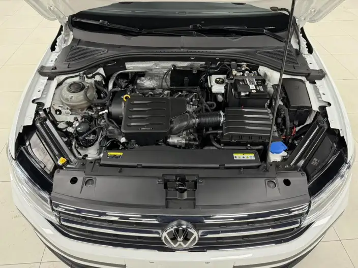 Volkswagen Bora 2023 Model 1.5L Automatic Smooth Ride Limited edition – фото 9