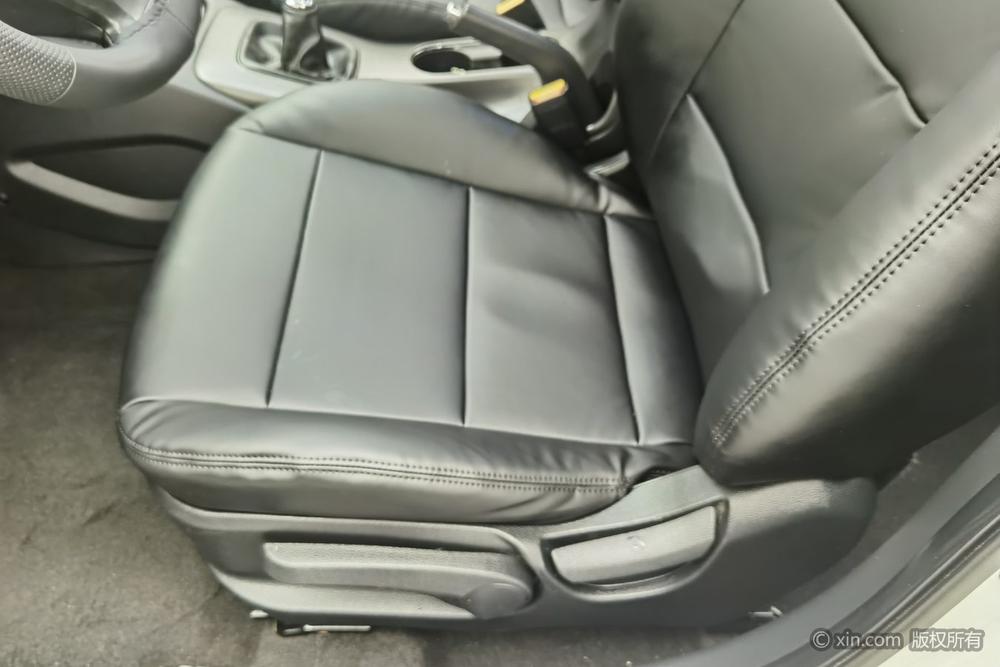 Kia K3 2015 1.6L Manual GL S – фото 18