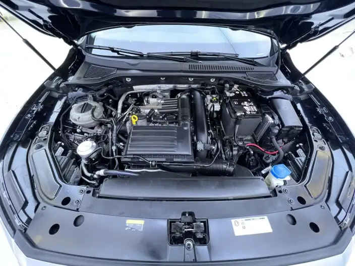 Volkswagen Passat 2024 Model 280TSI Business Edition – фото 8