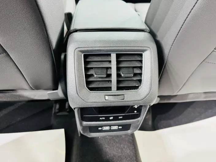 Volkswagen Tayron 2022 Model 280TSI 2WD Luxury Zhilian Edition – фото 9