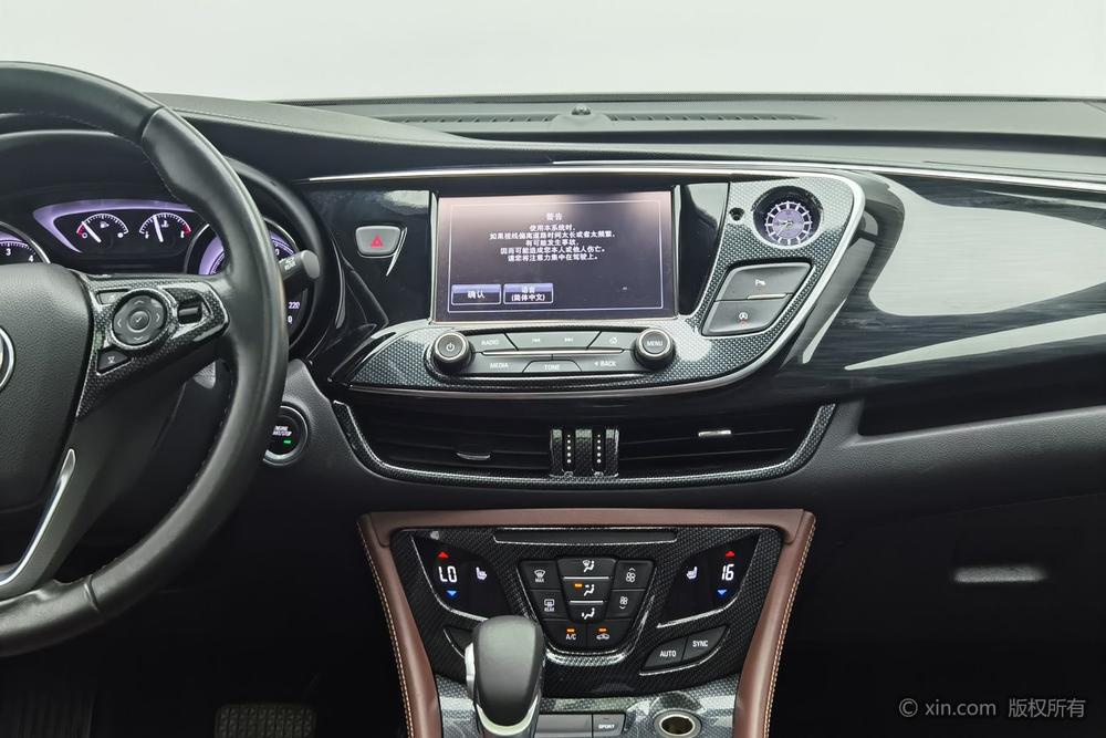Buick Envision 2018 28T AWD Elite – фото 12