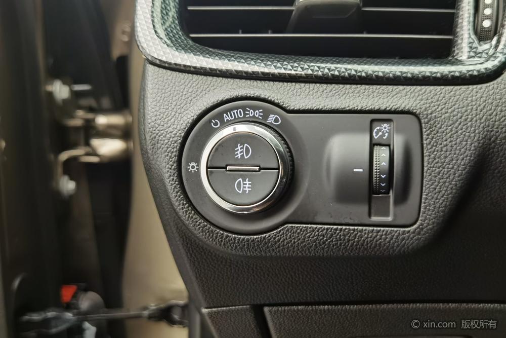 Buick Envision 2018 28T AWD Elite – фото 16