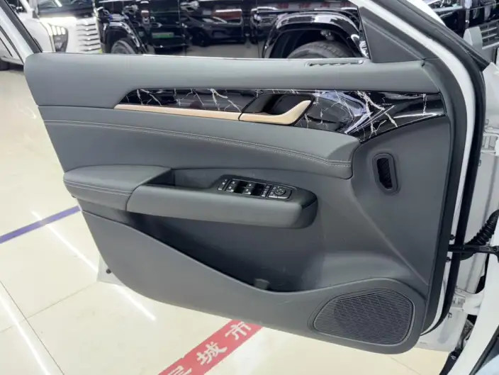 Wuling Xingguang PHEV 2025 Model 70km Smart Standard Model – фото 9