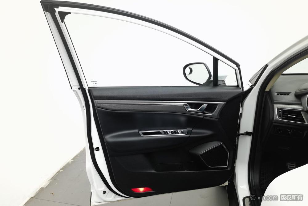 Geely Emgrand GS 2016 Sport 1.8L Manual Leading – фото 21