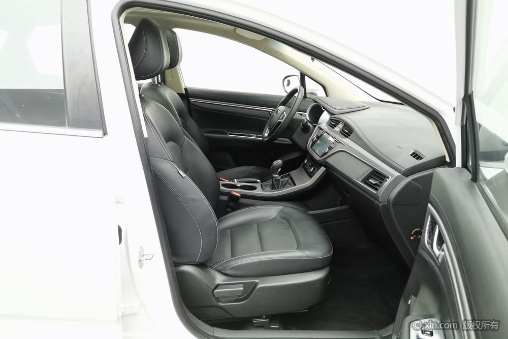 Geely Emgrand GS 2016 Sport 1.8L Manual Leading – фото 24