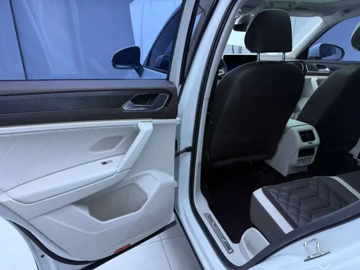 Volkswagen Tayron 2023 Model 280TSI 2WD Luxury Plus Advanced version – фото 10