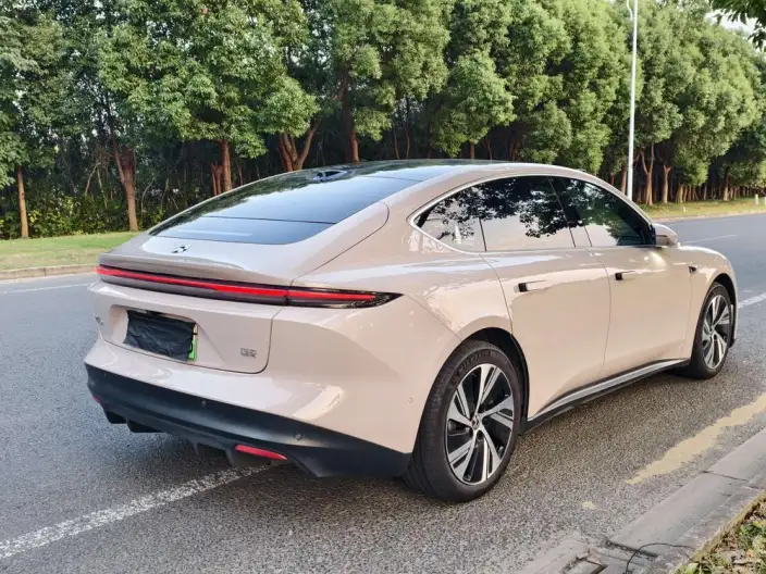 NIO ET5 2024 Model 75kWh – фото 7