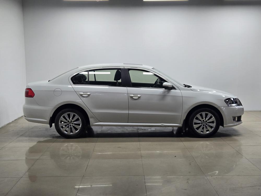 Volkswagen Lavida 2013 Classic Facelift 1.6L Automatic Comfort – фото 8