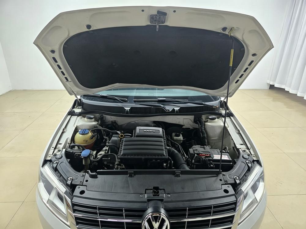 Volkswagen Lavida 2013 Classic Facelift 1.6L Automatic Comfort – фото 10