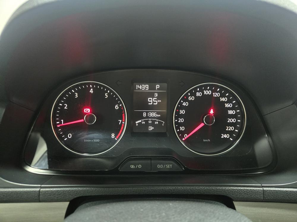 Volkswagen Lavida 2013 Classic Facelift 1.6L Automatic Comfort – фото 15