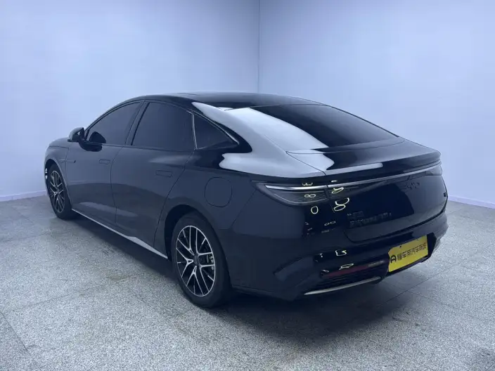 BYD Seal 07DM 2024 Model DM-i 125KM Luxury Model – фото 5