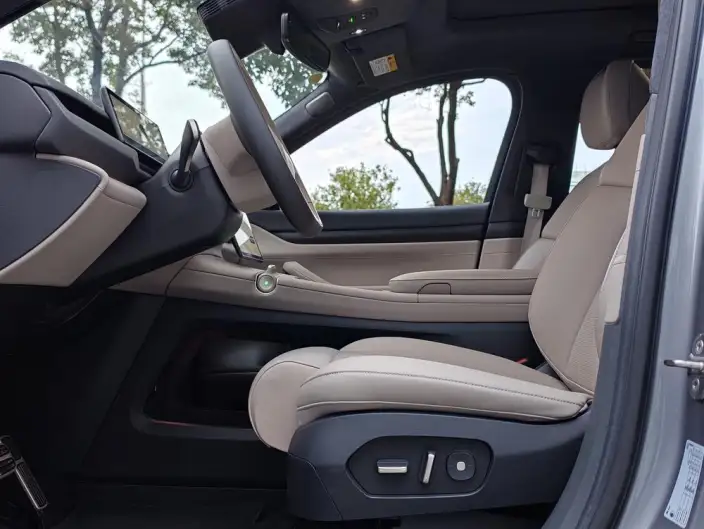 NIO ES8 2024 Model 100kWh Signature Edition – фото 10