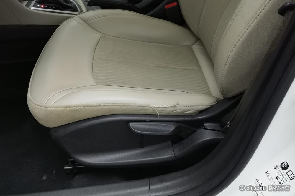 Buick Excelle 2016 15N Automatic Elite – фото 18