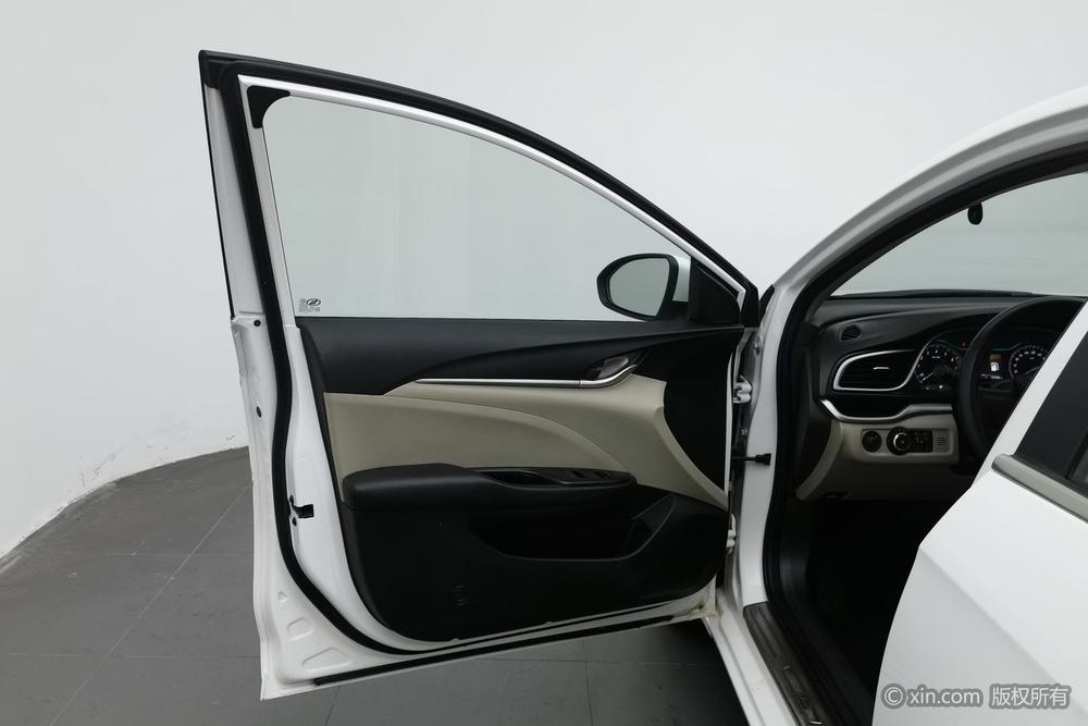 Buick Excelle 2016 15N Automatic Elite – фото 22