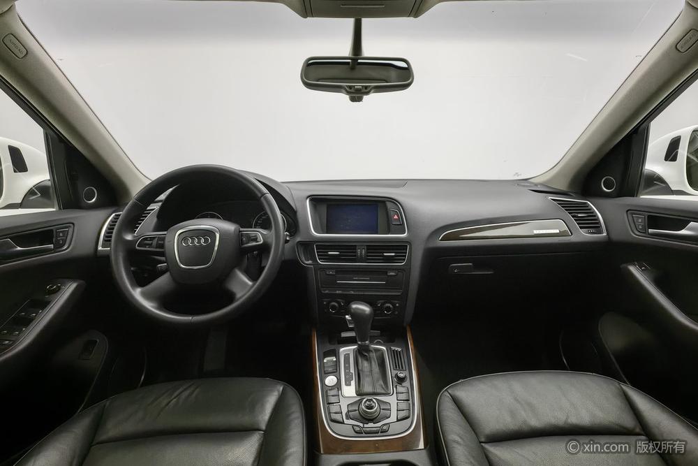 Audi Q5 2012 2.0 TFSI Comfort – фото 12