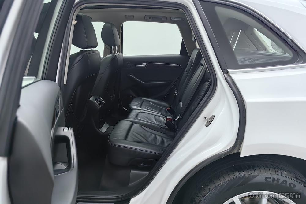 Audi Q5 2012 2.0 TFSI Comfort – фото 19
