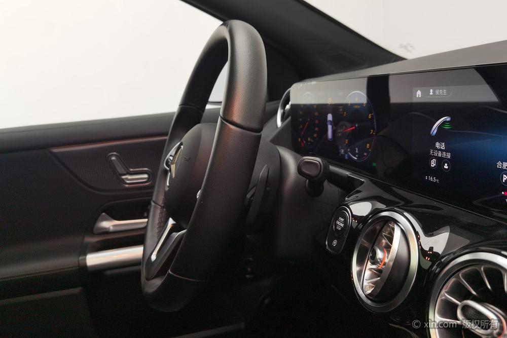 Mercedes-Benz GLA 2020 GLA 200 – фото 8