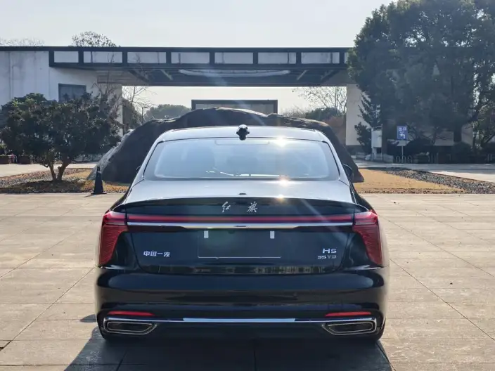 Hongqi H5 2023 Model 1.5T DCT Flag Rhythm Edition – фото 5