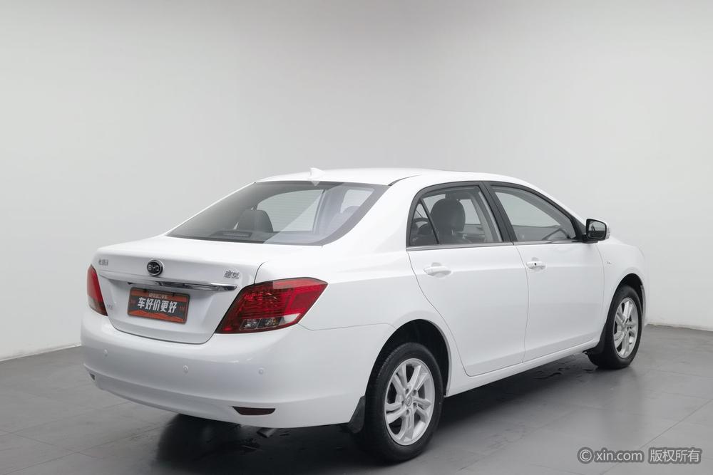 Surui 2014 1.5L Manual Luxury – фото 4