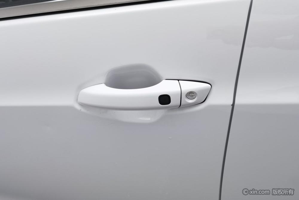 Surui 2014 1.5L Manual Luxury – фото 10