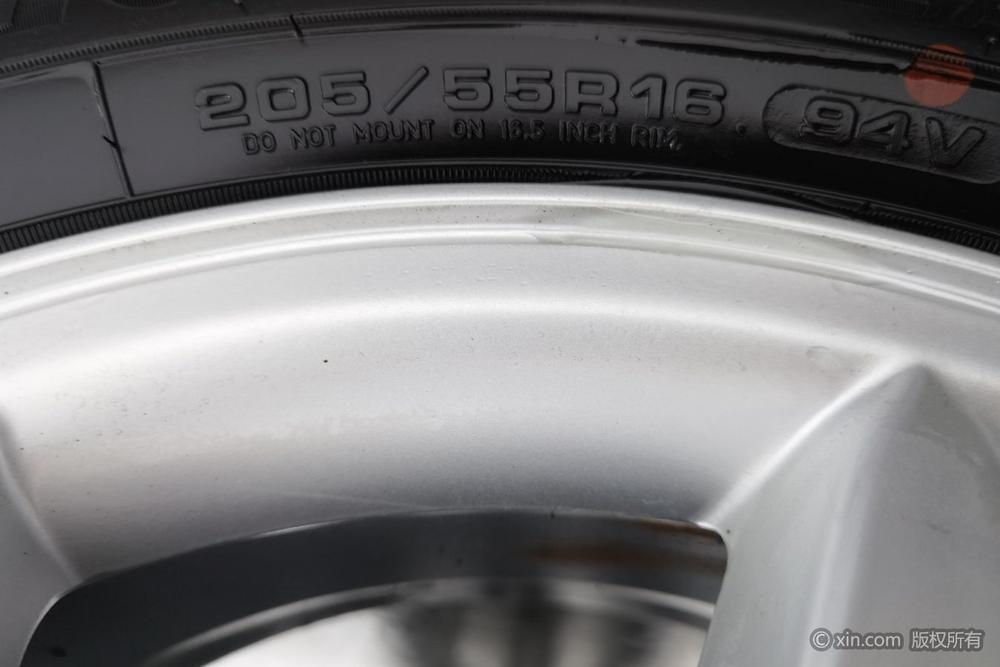 Surui 2014 1.5L Manual Luxury – фото 11