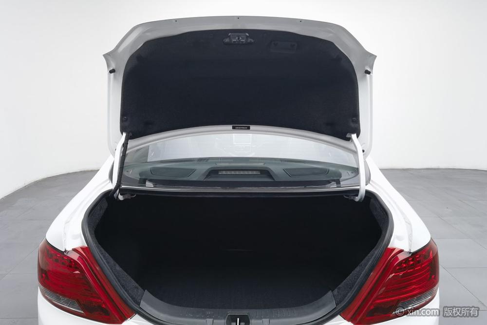 Surui 2014 1.5L Manual Luxury – фото 24