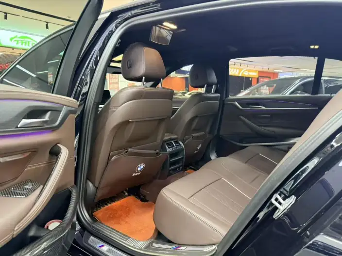 BMW 5 Series 2023 Model 530Li Leading Model M Sports Set – фото 10