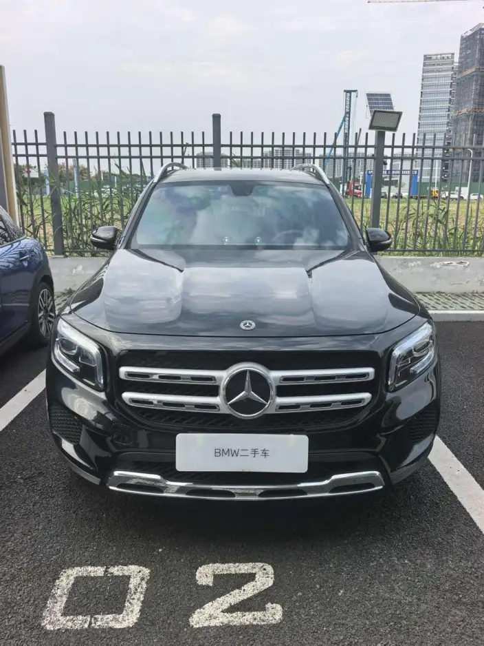 Mercedes-Benz GLB 2023 Model GLB 220 Dynamic Model – фото 2