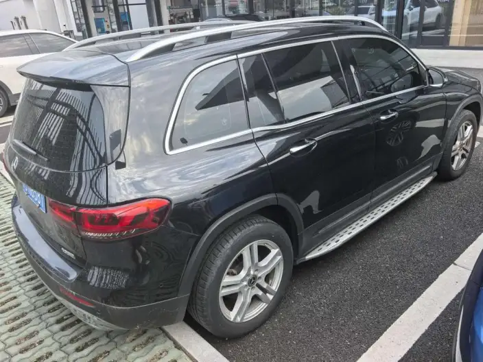 Mercedes-Benz GLB 2023 Model GLB 220 Dynamic Model – фото 4
