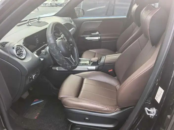 Mercedes-Benz GLB 2023 Model GLB 220 Dynamic Model – фото 8