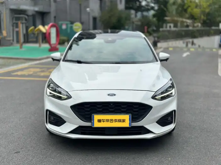 Ford Focus 2021 Model Hatchback EcoBoost 180 Automatic ST Line