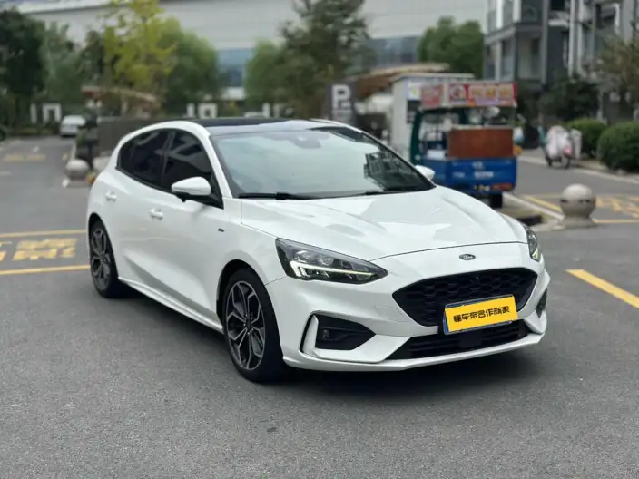 Ford Focus 2021 Model Hatchback EcoBoost 180 Automatic ST Line