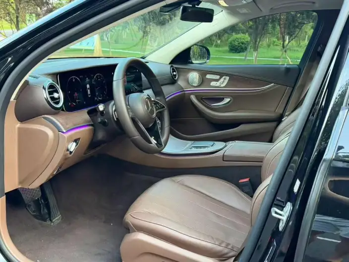 Mercedes-Benz E-Class 2022 Model E 300 L Luxury Model sedan – фото 8