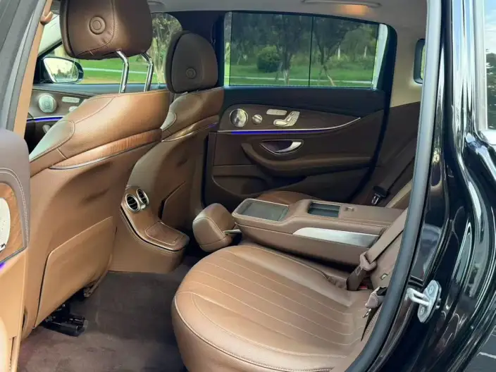 Mercedes-Benz E-Class 2022 Model E 300 L Luxury Model sedan – фото 9