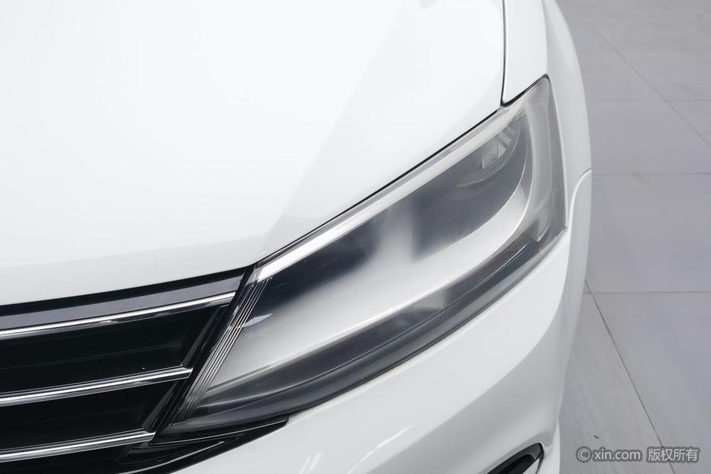 Volkswagen Sagitar 2017 180TSI автоматическое Premium – фото 7