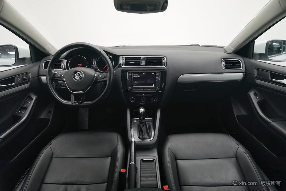 Volkswagen Sagitar 2017 180TSI автоматическое Premium – фото 13
