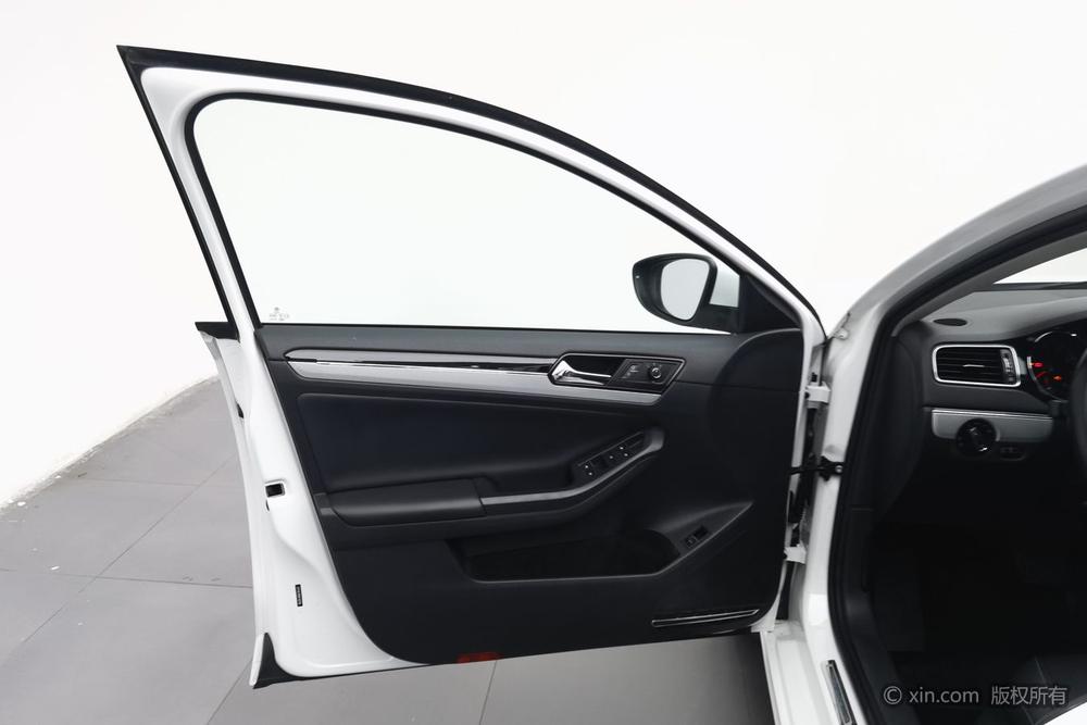 Volkswagen Sagitar 2017 180TSI автоматическое Premium – фото 22