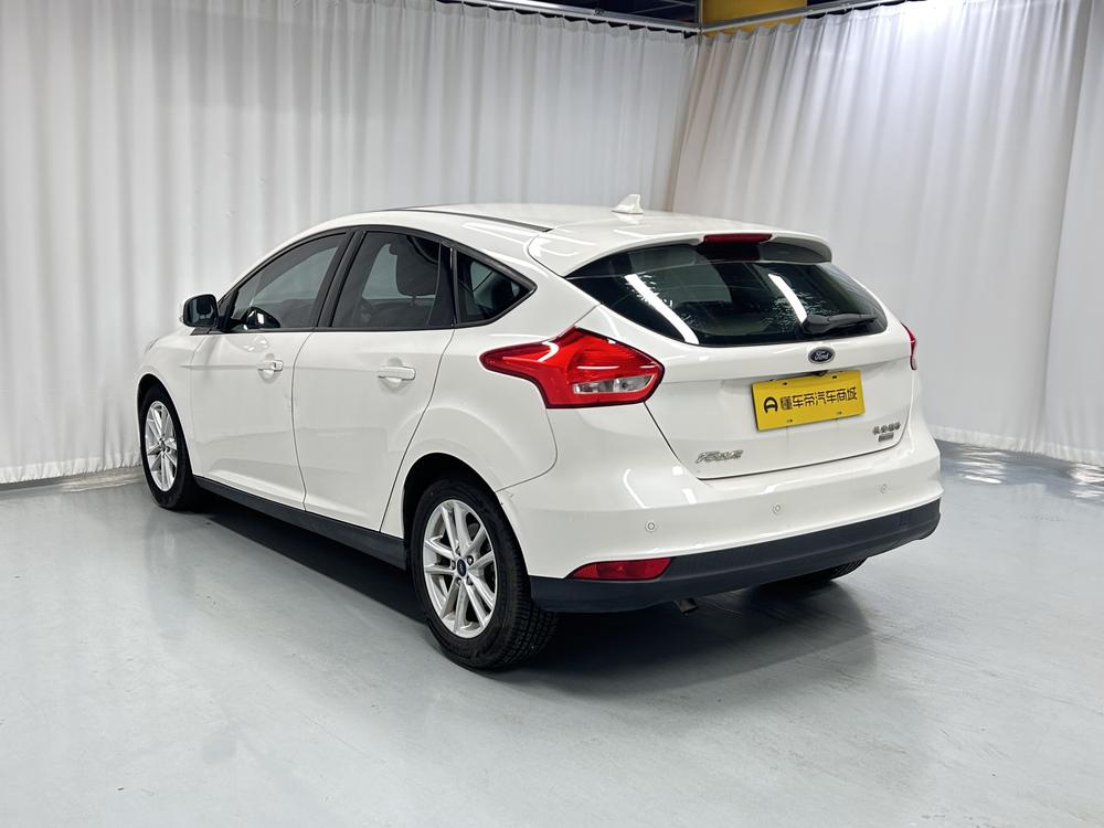 Ford Focus 2017 2 EcoBoost 125 автоматическое Super Fashion Zhixing Edition – фото 5