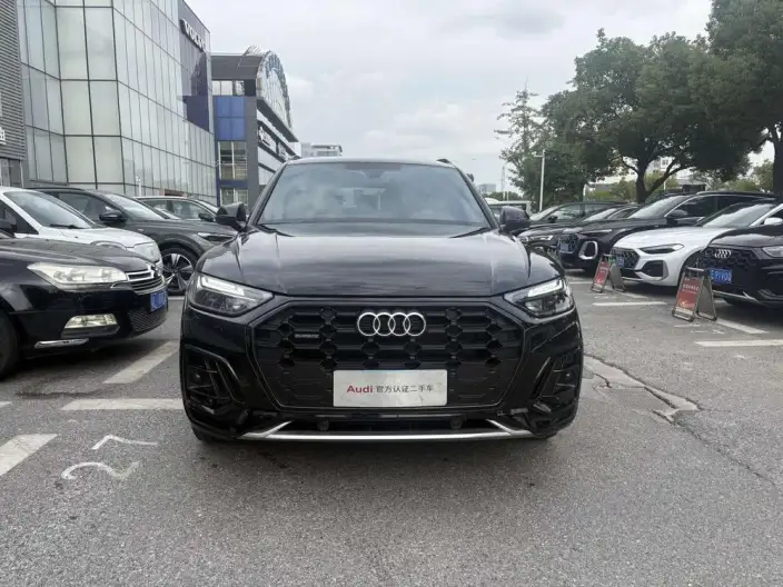 Audi Q5L 2024 Model 40TFSI Luxury Dynamic Model – фото 2