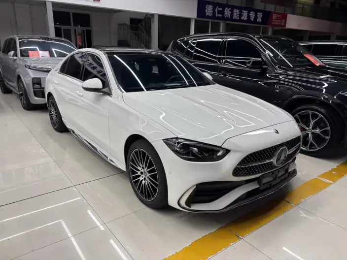 Mercedes-Benz C-Class 2022 Model C 260 L Sports Edition – фото 3