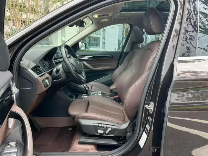 BMW X1 2021 Model Facelift sDrive20Li Exclusive Model – фото 8