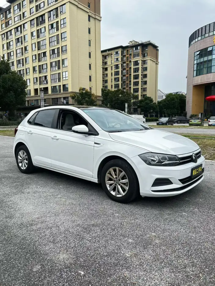 Polo 2023 Model Facelift Plus 1.5L Automatic Colorful Technology Version – фото 3