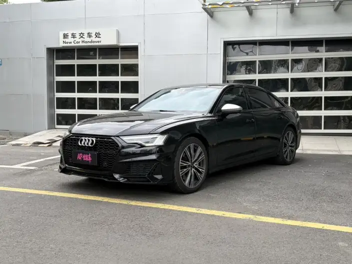 Audi A6L 2023 Model 55 TFSI quattro Exclusive Dynamic Model – фото 1