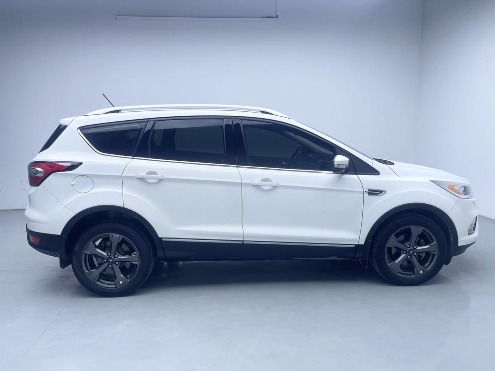 Ford Kuga 2019 EcoBoost 180 2WD Luxury Ford Country VI – фото 8