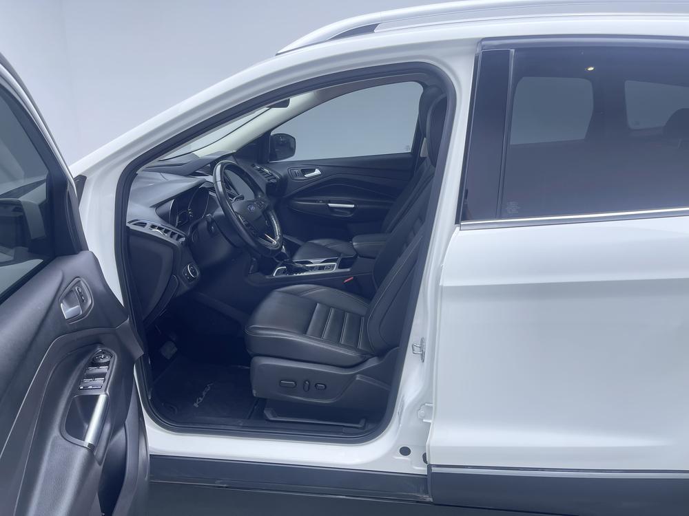 Ford Kuga 2019 EcoBoost 180 2WD Luxury Ford Country VI – фото 17